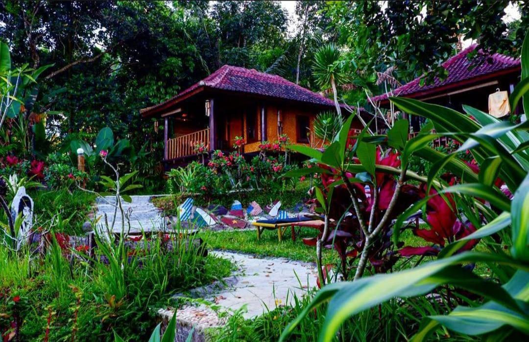 Апартаменты Sky Garden Lombok Тетебату Экстерьер фото
